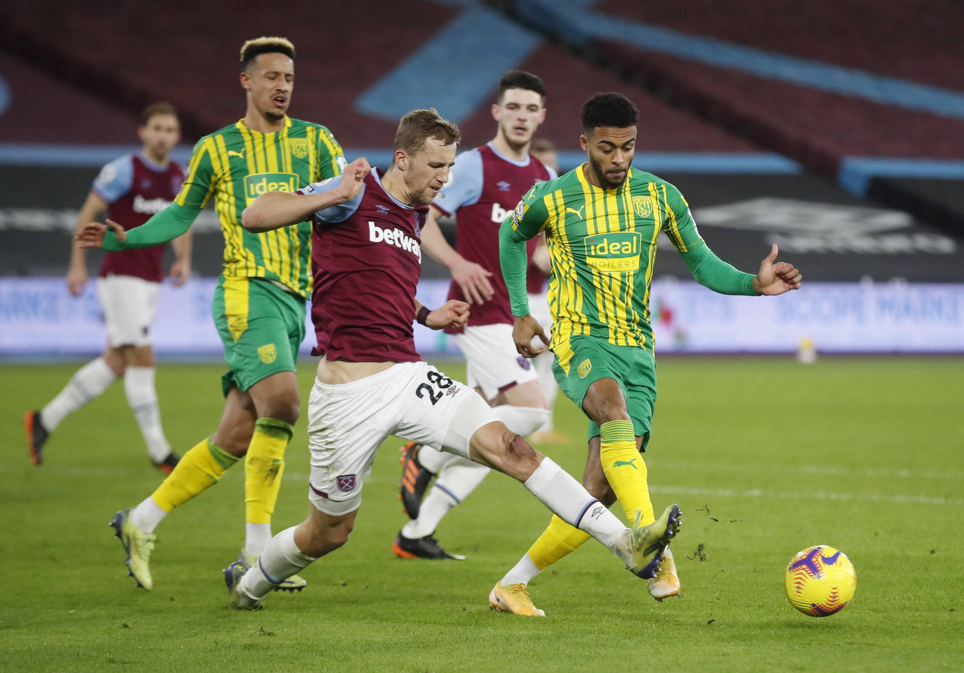 现却让人感 现却让人感